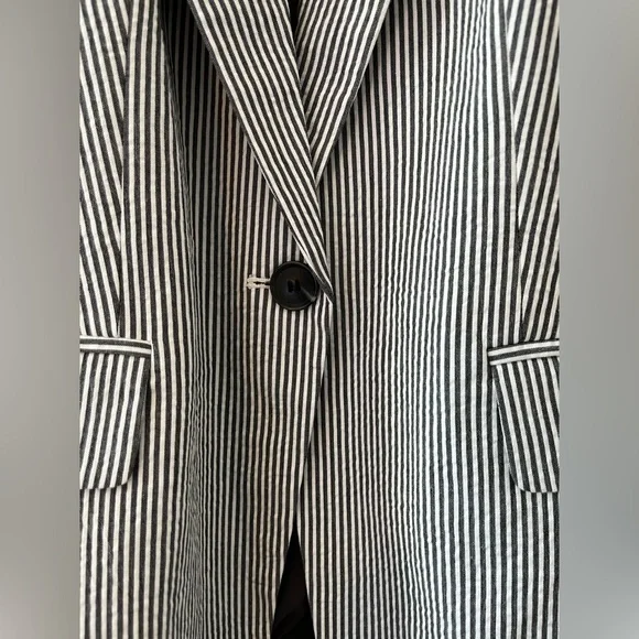 LOFT Black and White Striped Blazer NWT - Picture 4 of 9